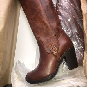 Ariat Gold Coast Spiced Cedar Women’s B Medium size 9 New WITHOUT tags